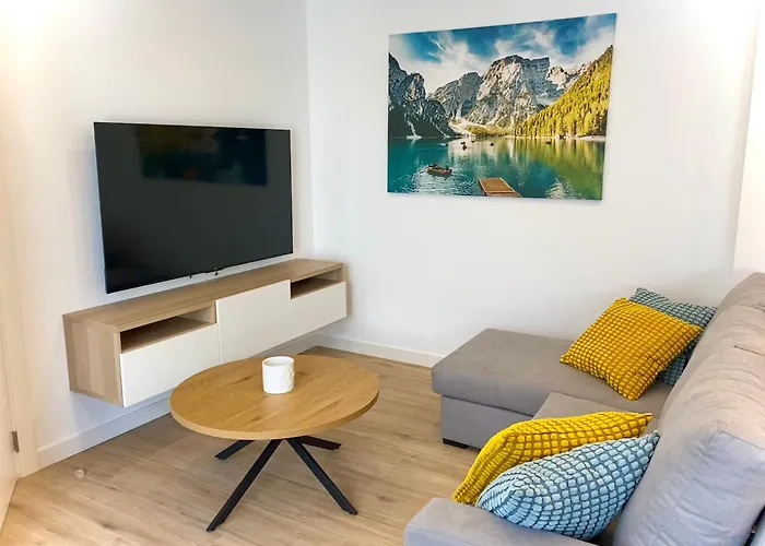 Apartamentos Ezaro Beach