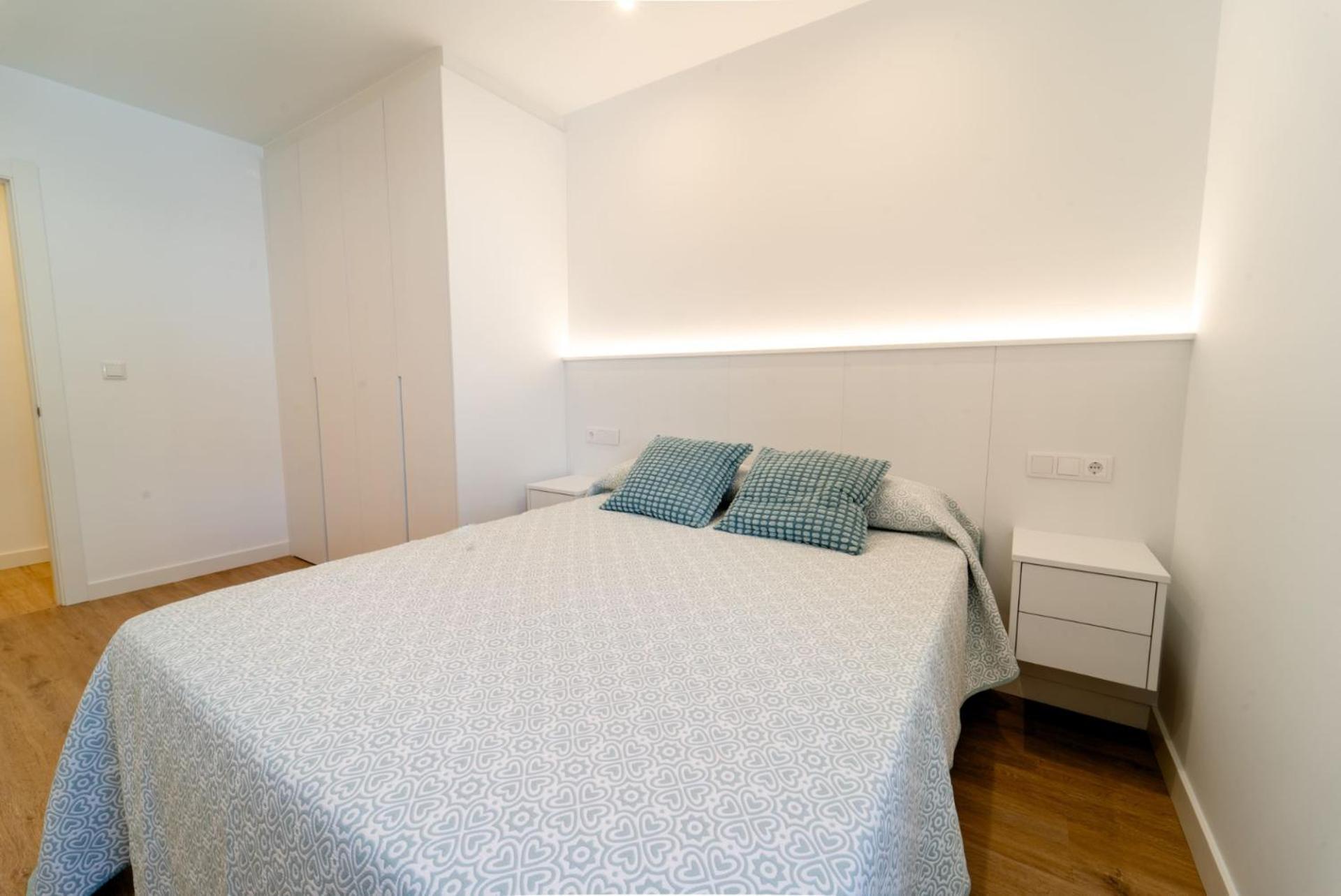 Ezaro Apartment