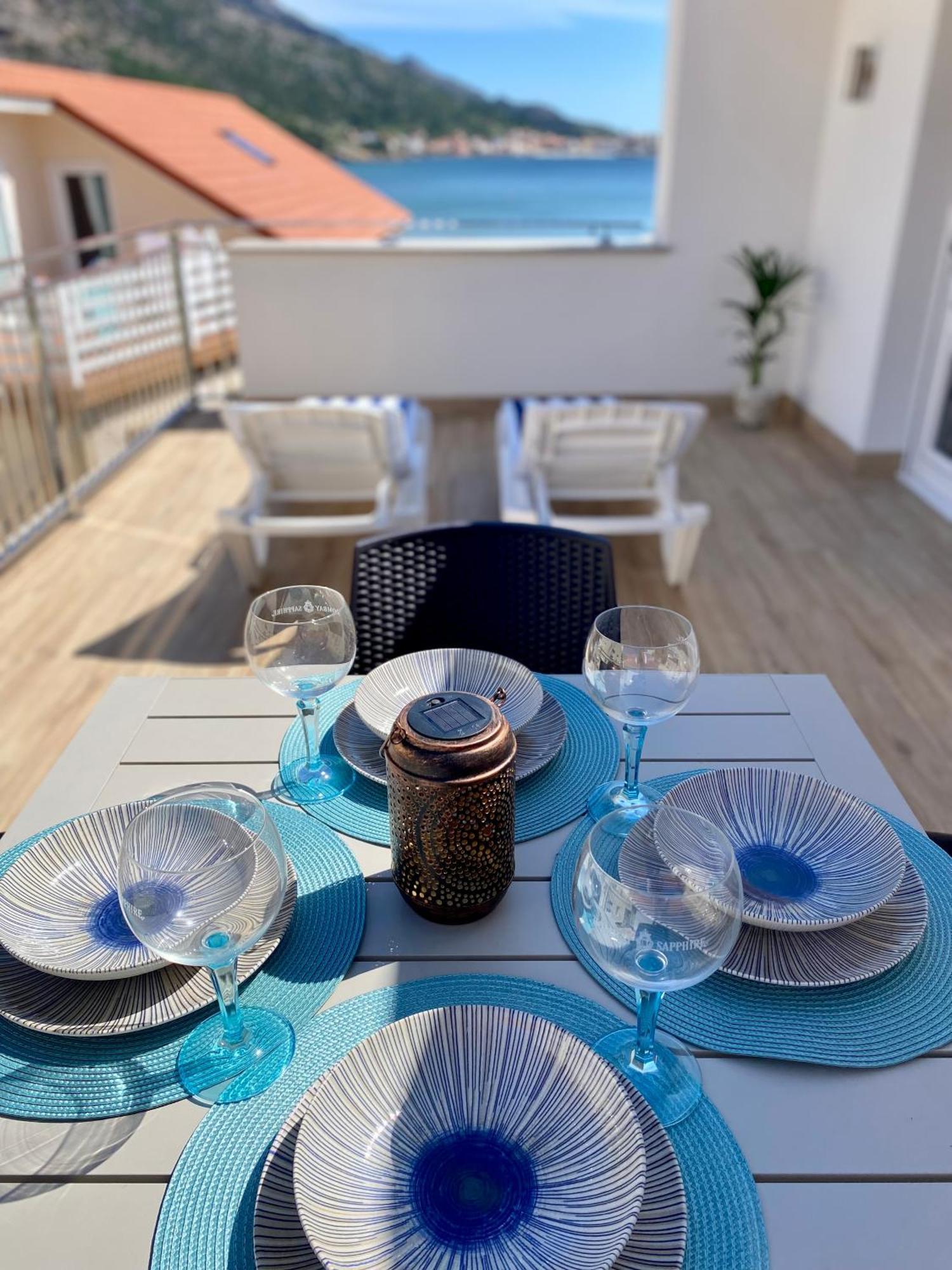 Apartment Ezaro *